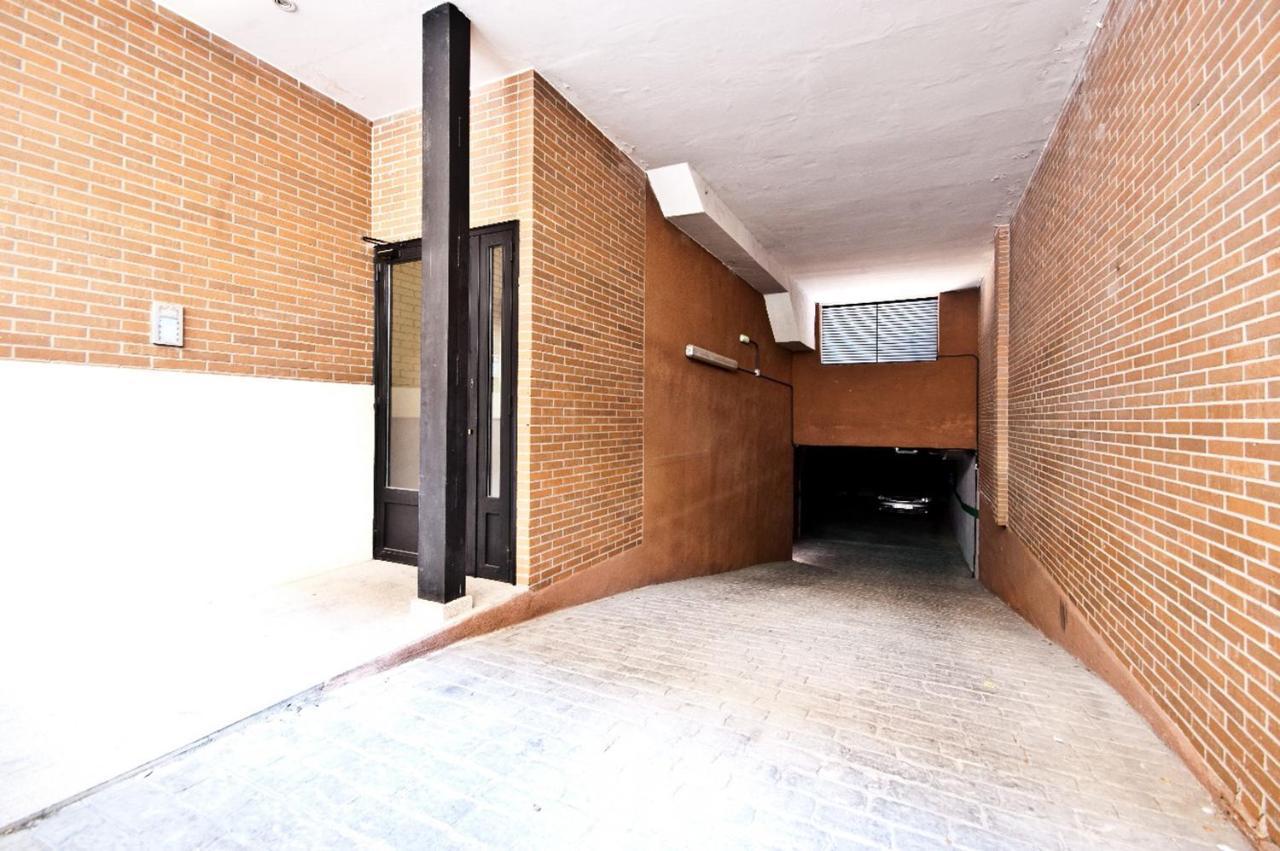 Charming Madrid Urgel Apartment ภายนอก รูปภาพ